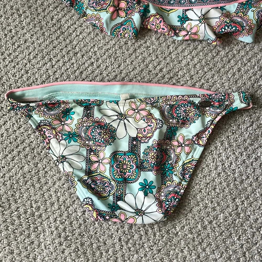 Hobie pastel bikini